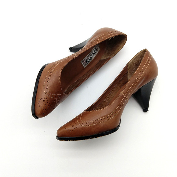 Vintage 80s does 40s Wingtip Heels Size 7.5 Brown Leather Retro Pin Up Corpcore - Picture 6 of 10